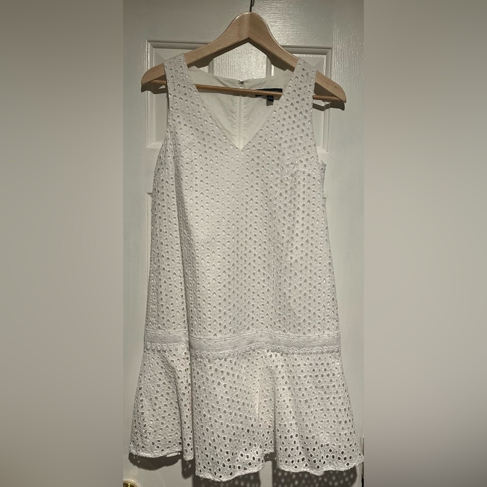 Banana Republic Dress.  White.  Size 0.  NWOT.